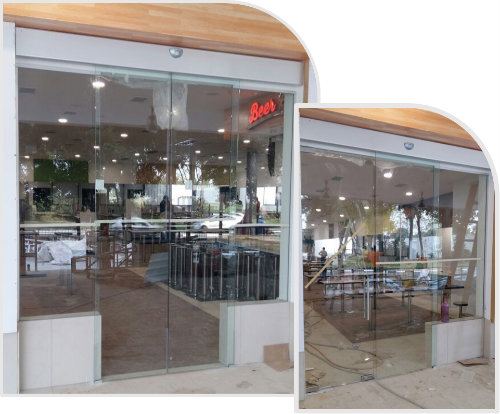 Sliding Doors in Food court